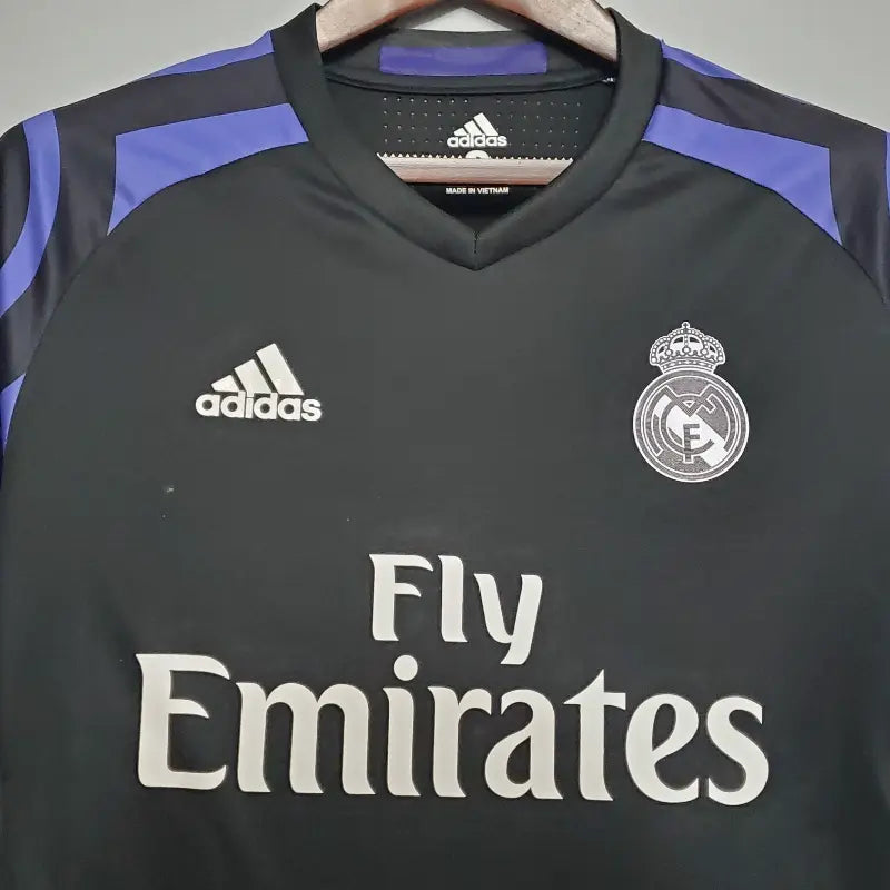 Real Madrid Third Jersey 2016/17 - Retro